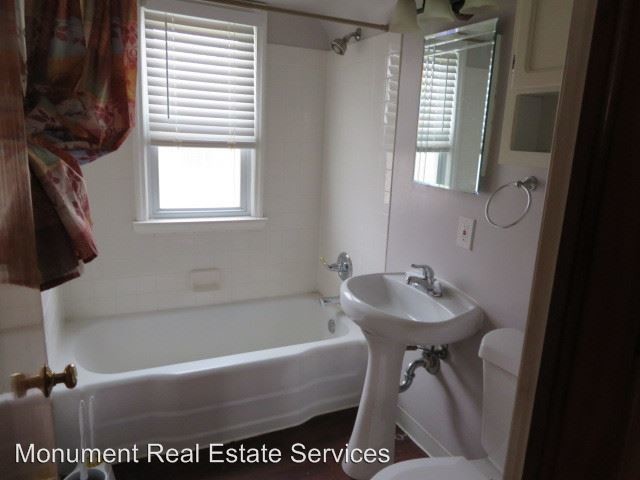 Foto del edificio - 2 br, 1 bath House - 8706 Macomb Ave