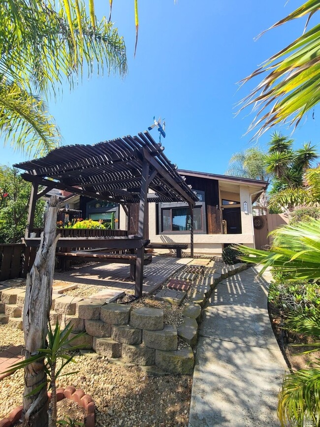 Building Photo - 4777 Del Monte Ave