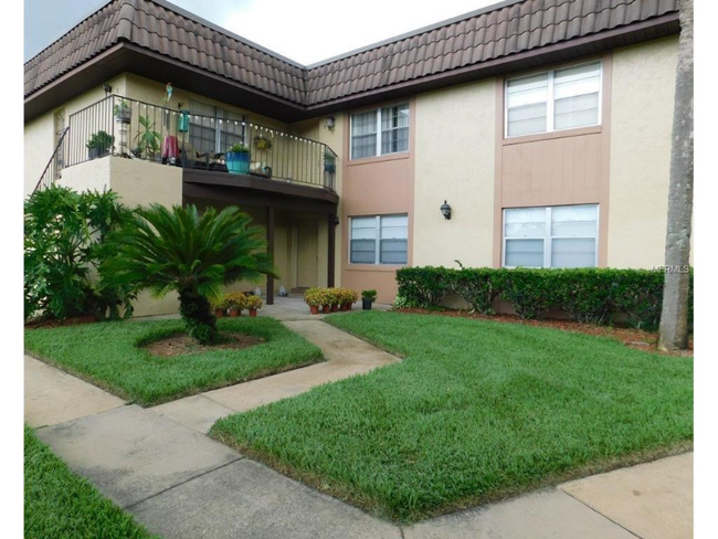 Wind Tree Condominiums