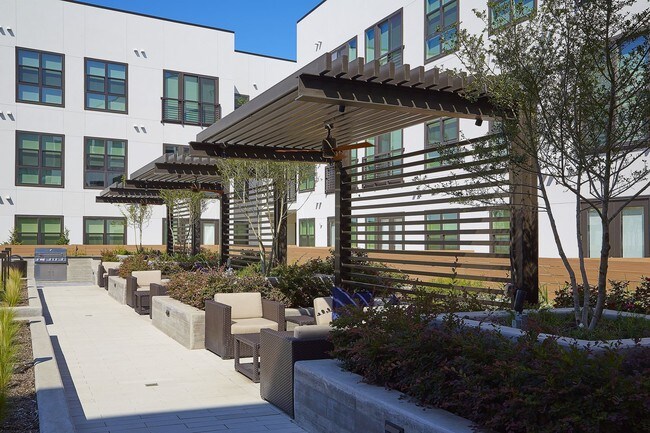 Cabañas junto a la piscina - Harvest Lofts