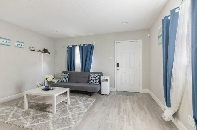 Foto del edificio - 3156 NW 55th St