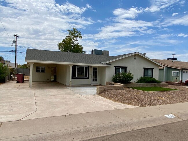Foto del edificio - 3 Bedroom 2 Bathroom Home in Scottsdale