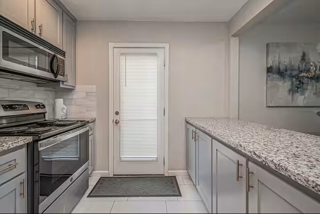 Building Photo - 3602 Luca St