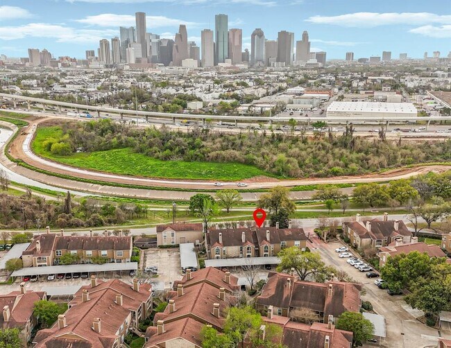 Foto del edificio - 1860 White Oak Dr