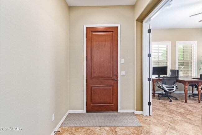 Foto del edificio - 882 E Parkview Dr