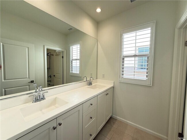 Foto del edificio - 63 Darby