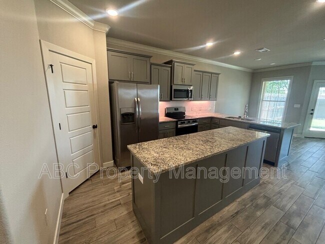 Foto del edificio - 3207 SW Hillstone Ave
