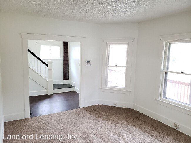 Building Photo - 4 br, 2 bath House - 106 Water Street