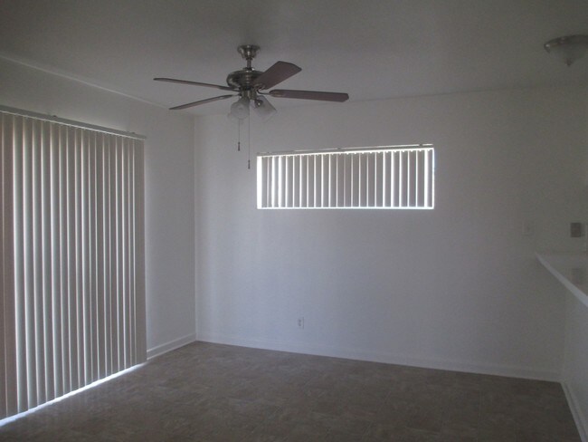 Foto del edificio - 14601 Firmona Ave