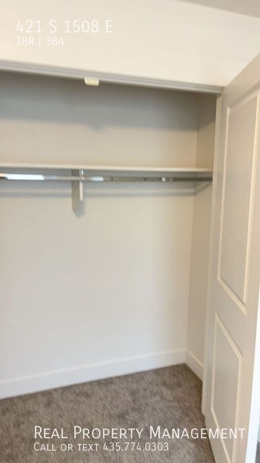 Building Photo - 421 1508