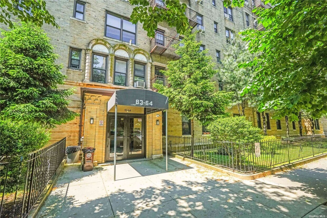 8364 Talbot St Unit 3B, Queens, NY 11415 Condo for Rent in Queens, NY