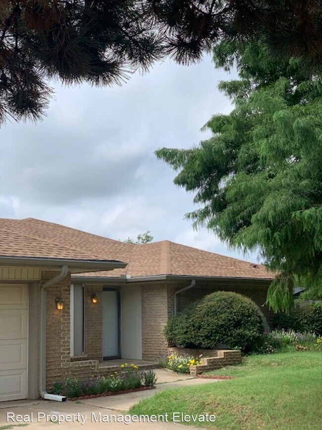 Foto del edificio - 4 br, 2.5 bath House - 6208 NW 83rd Street