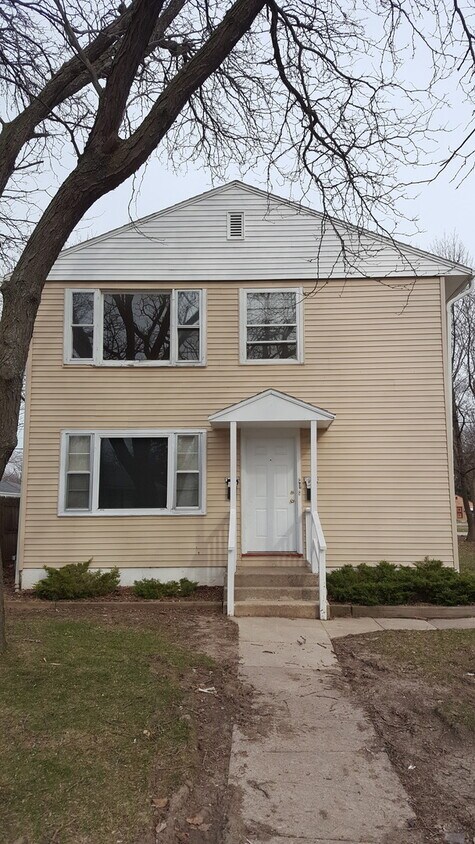 Foto principal - 5260-62 N 28th St