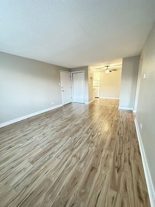 Foto del edificio - 1400 W Mississippi Ave