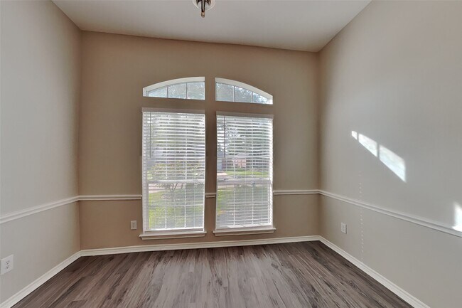 Foto del edificio - 20214 Stone Falls Ct