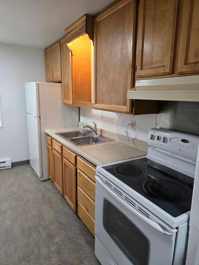 Foto del edificio - For Rent:  South Tacoma duplex 2 bed 1 bath with washer/dryer - Avail NOW!