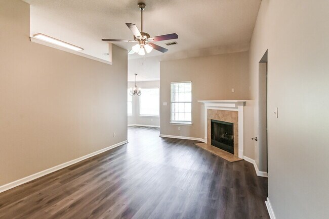 Building Photo - 3123 Conger Ct W
