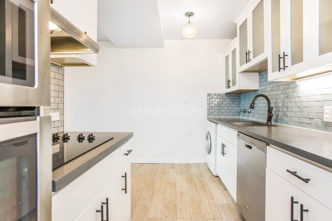 Building Photo - 66 Cleary Ct