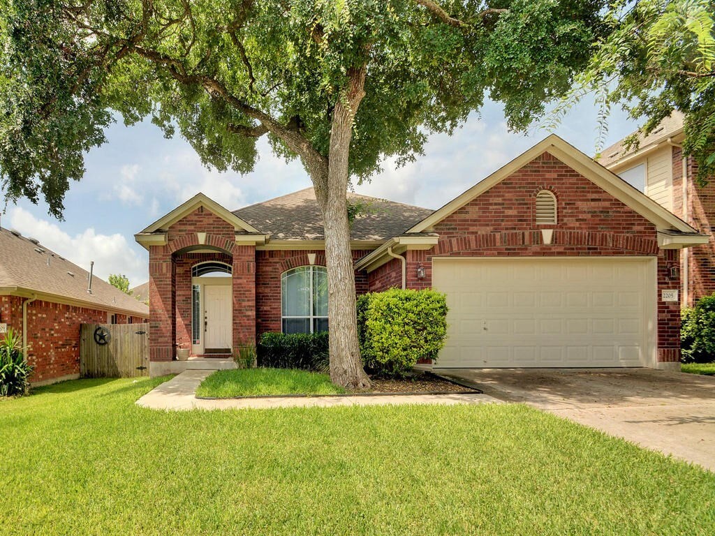 Primary Photo - 2205 Petrified Forest Dr