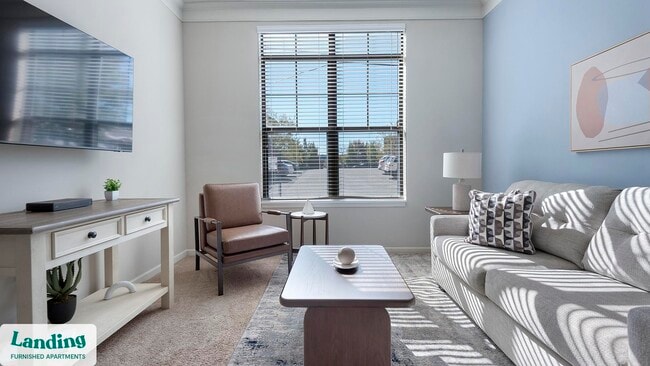 Building Photo - 4050 W Pine Blvd