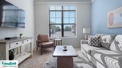 Building Photo - 4050 W Pine Blvd