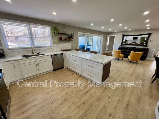 Building Photo - 204 State Rd S-23-293