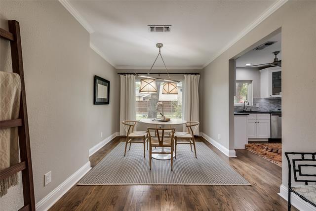 Building Photo - 3808 Shorecrest Dr