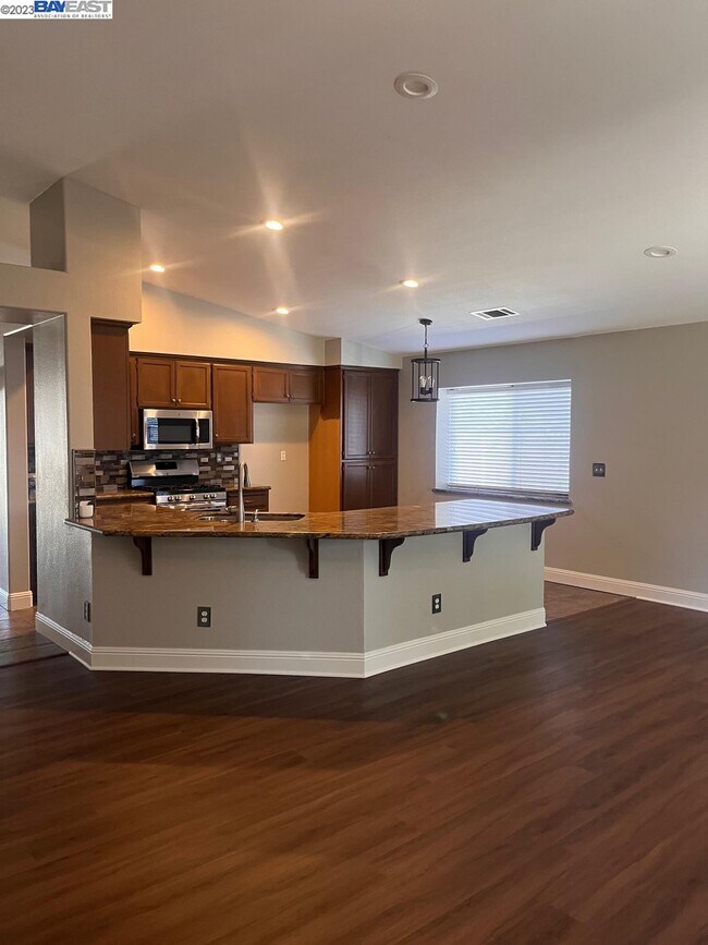 Foto del edificio - 10 Thyme Ct