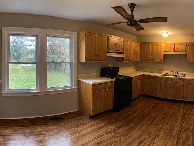 Building Photo - 805 Nutwood