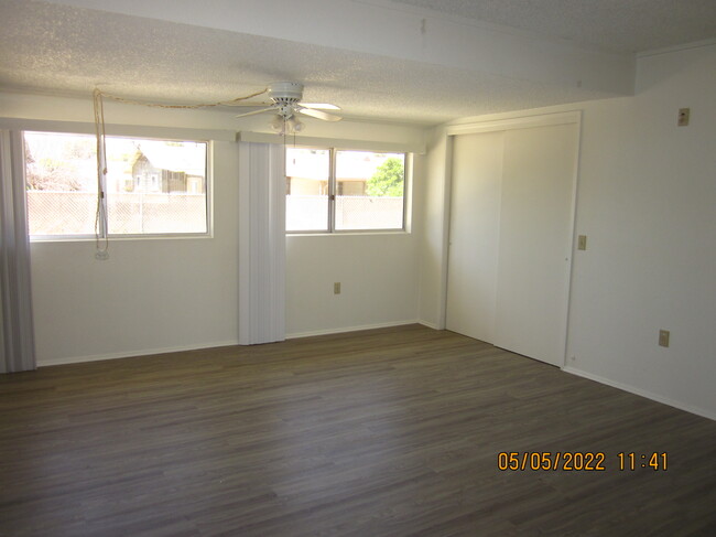 Foto del edificio - 28981 Glen Oaks Dr