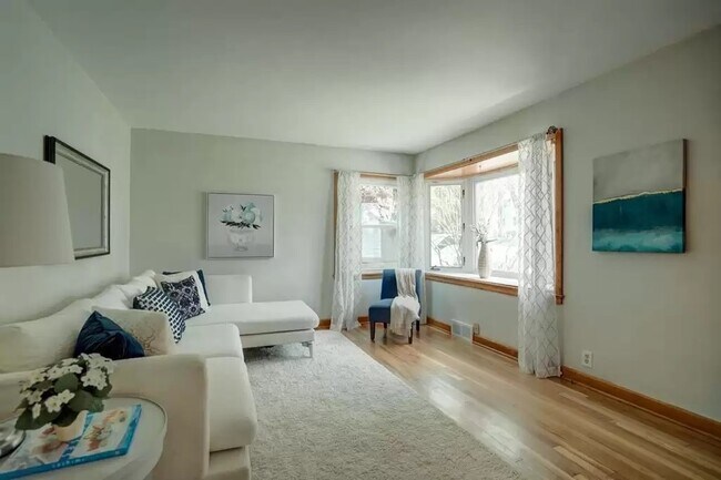 Living Room and Bay Window - 3733 Hillcrest Dr
