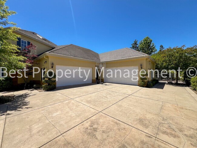 Building Photo - 3557 Mercato Ct