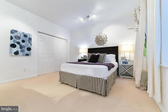 Foto del edificio - 1843 Mintwood Pl NW