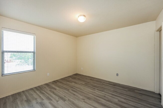 Building Photo - 1330 Durango Run