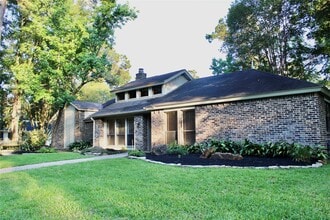 Building Photo - 9 Willowherb Ct