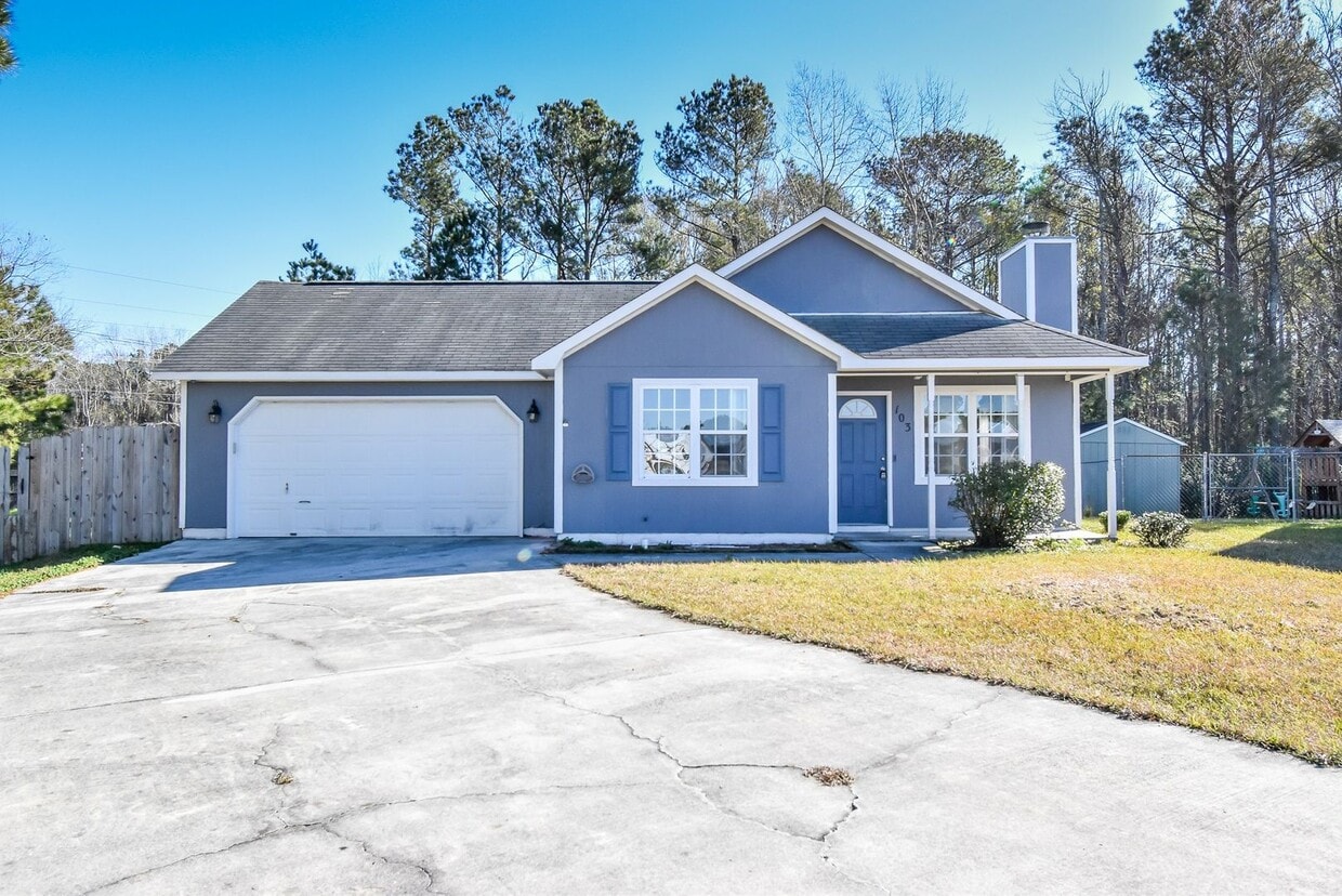 Foto principal - Adorable home in Hubert!