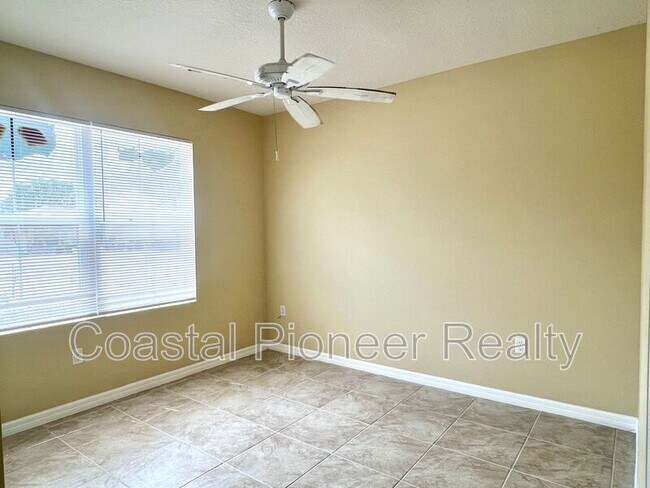 Foto del edificio - 1077 Brenton Manor Dr