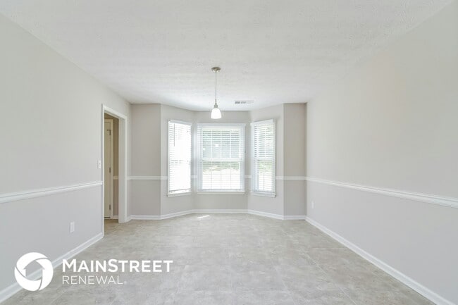 Foto del edificio - 2935 Emerson Lake Dr