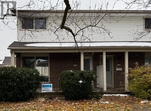 Building Photo - 316 Dufferin St