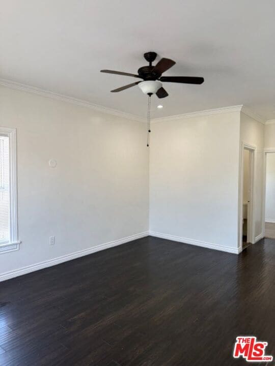 Building Photo - 1117 S Westlake Ave