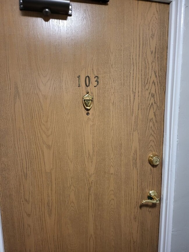 Interior Photo - 3701 West Lake St.