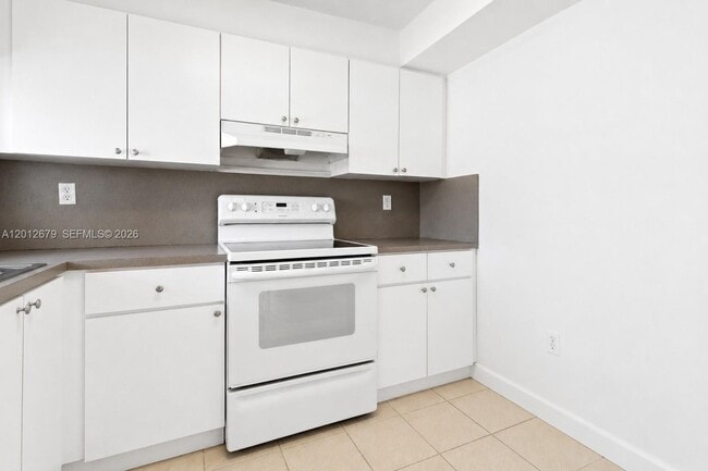 Building Photo - 11750 SW 18th St