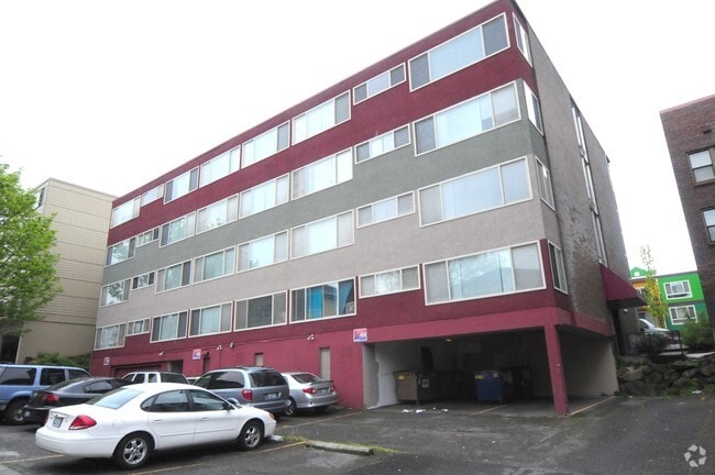 Building Photo - Tyee Apartments