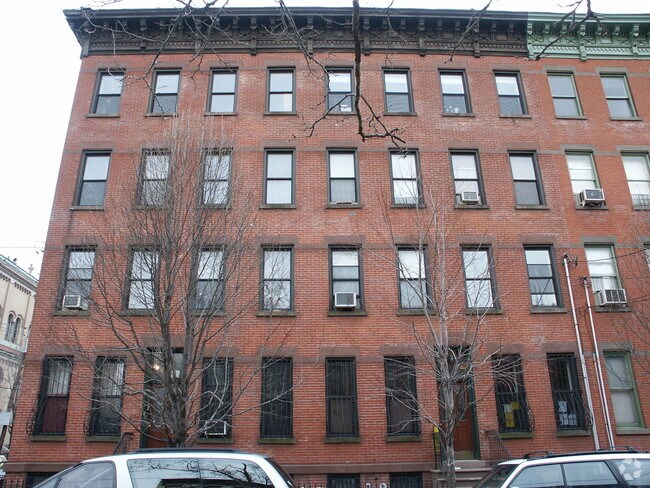 Primary Photo - 227 3rd St