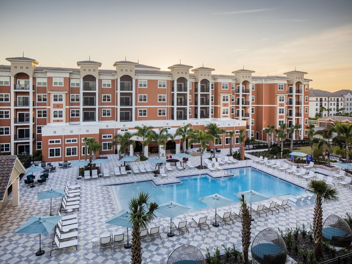 Apartment In Championsgate
