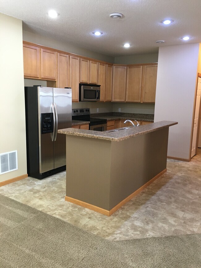 Kitchen - 3425 Hazel Trl