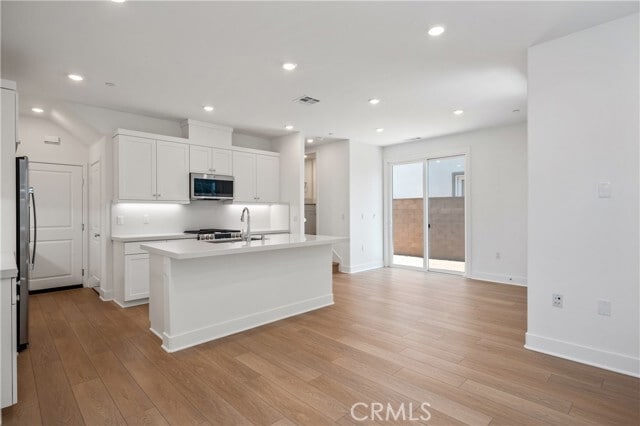 Building Photo - 239 Yerba