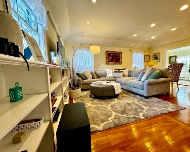 16 Colburn St, Westwood, MA 02090 House Rental in Westwood, MA