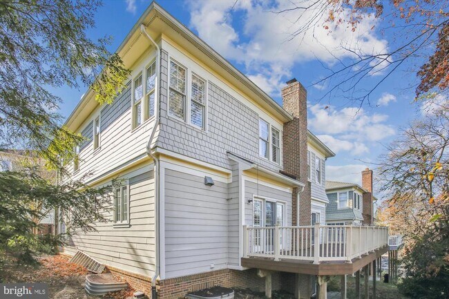 Foto del edificio - 1527 N Johnson St