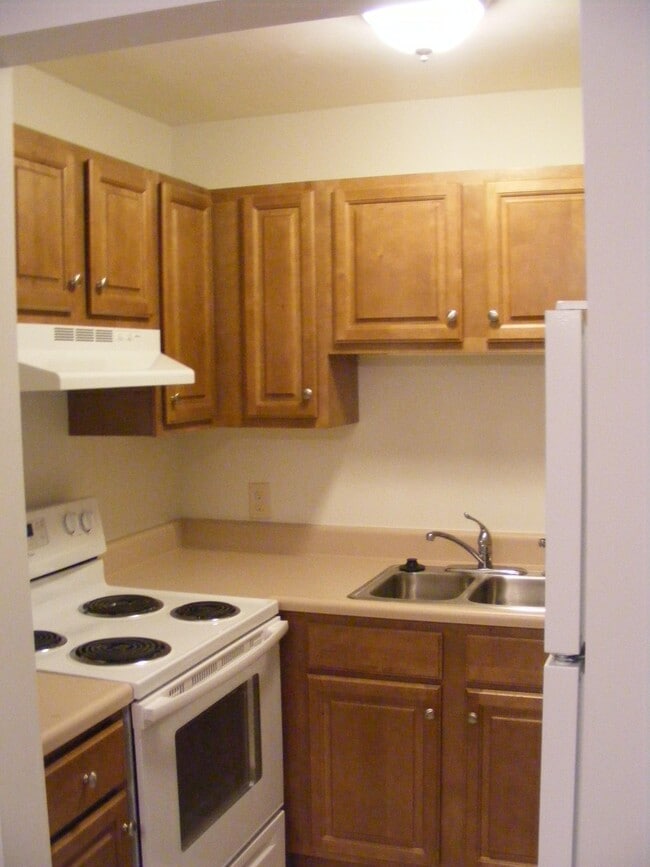 Building Photo - Presque Isle Condominiums